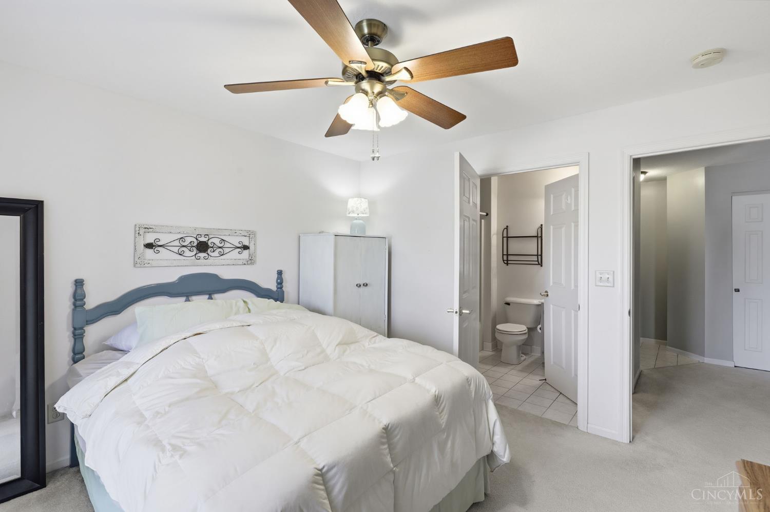 3302 Emerald Lakes Drive Unit: 6