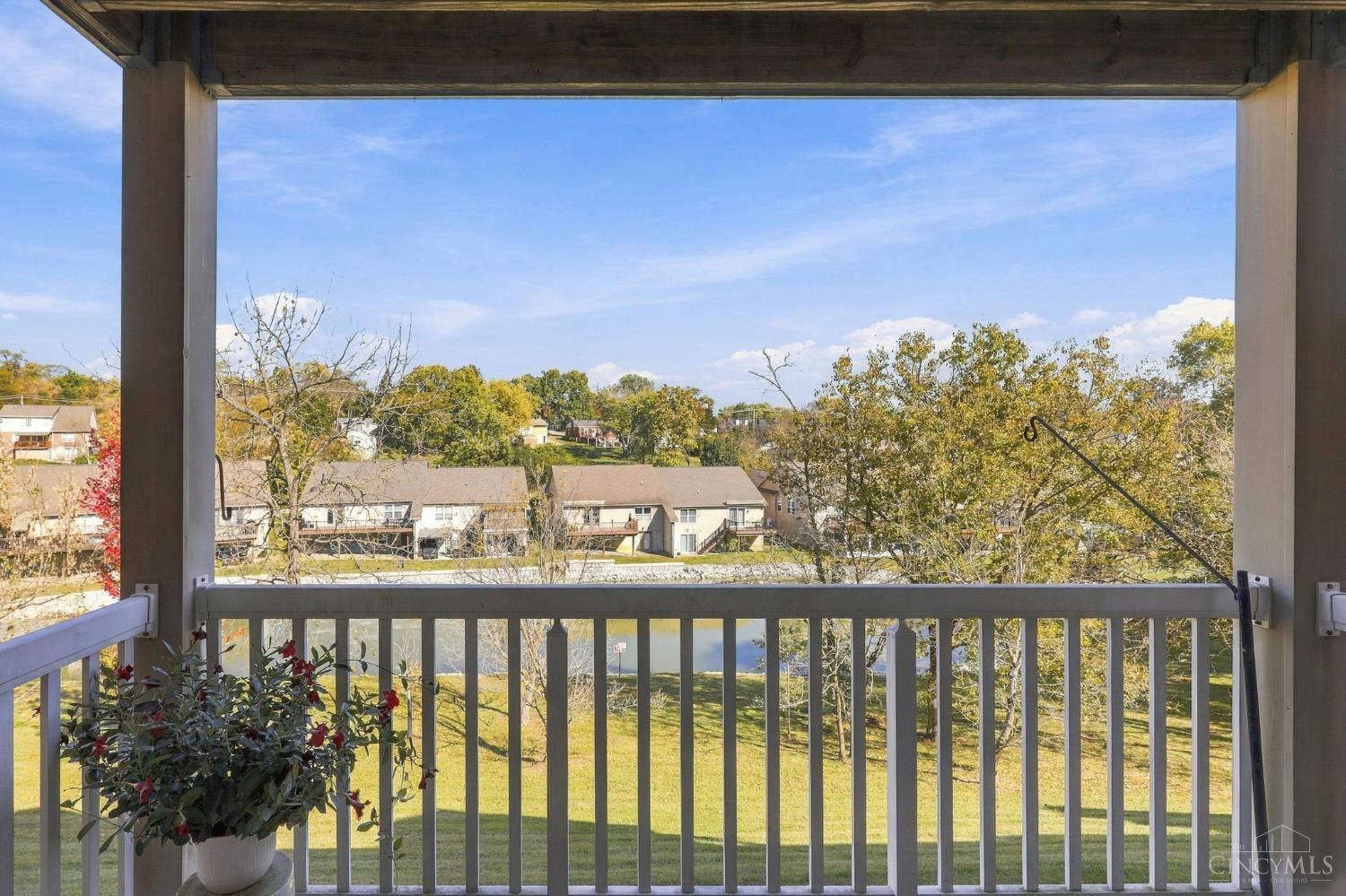 3302 Emerald Lakes Drive Unit: 6