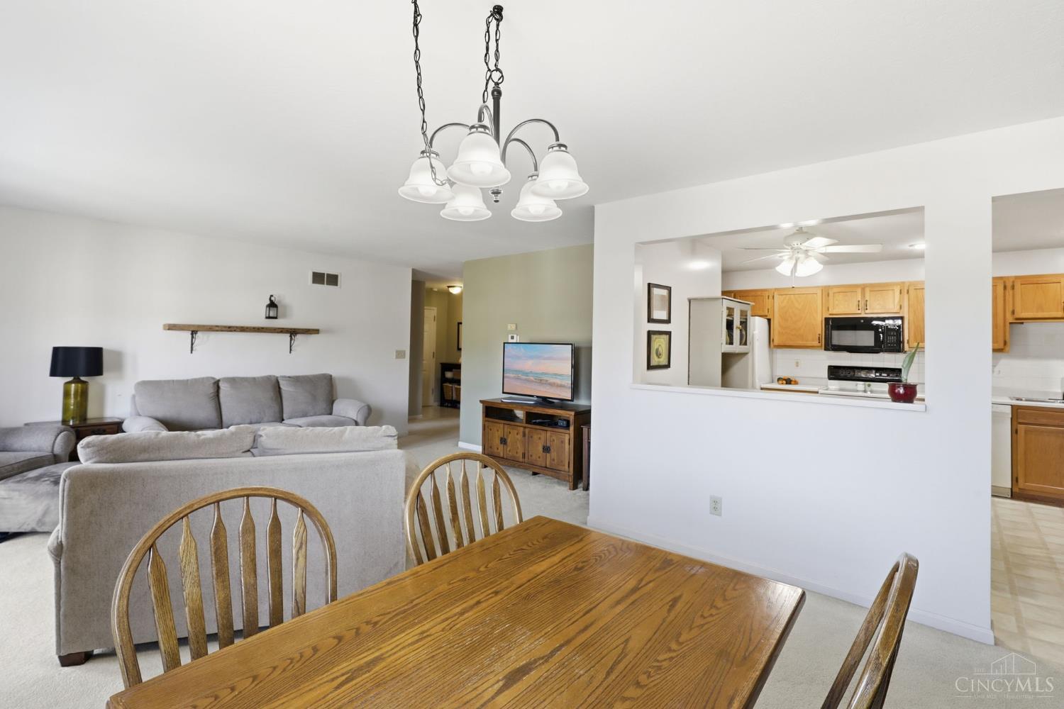 3302 Emerald Lakes Drive Unit: 6