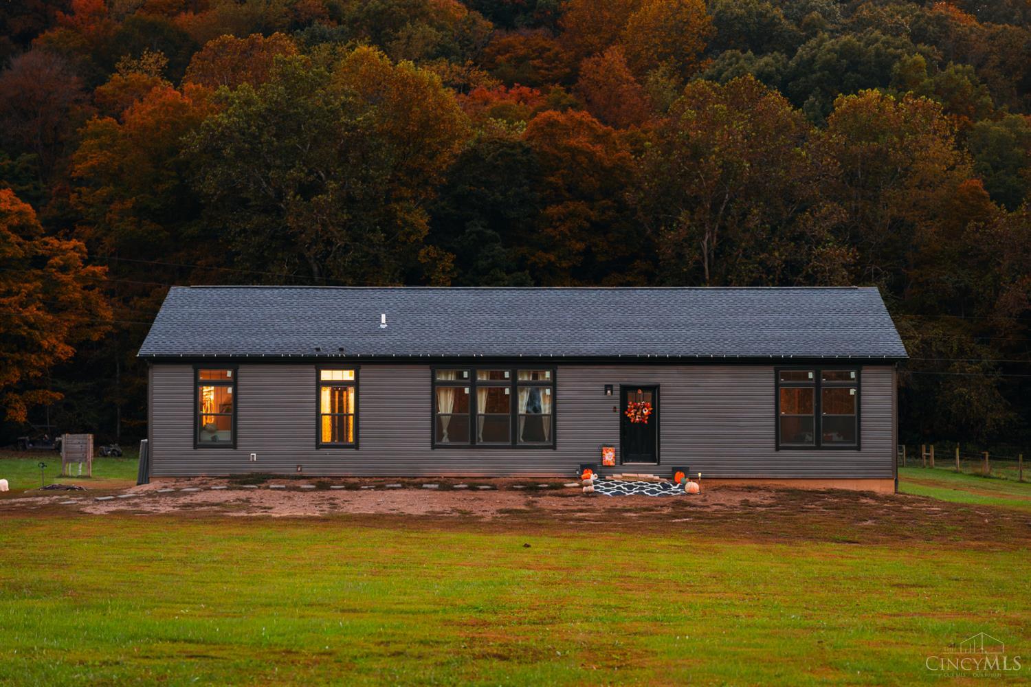 5641 Straight Creek Road