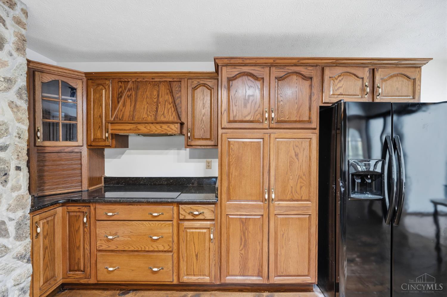 4725 Dewey Drive