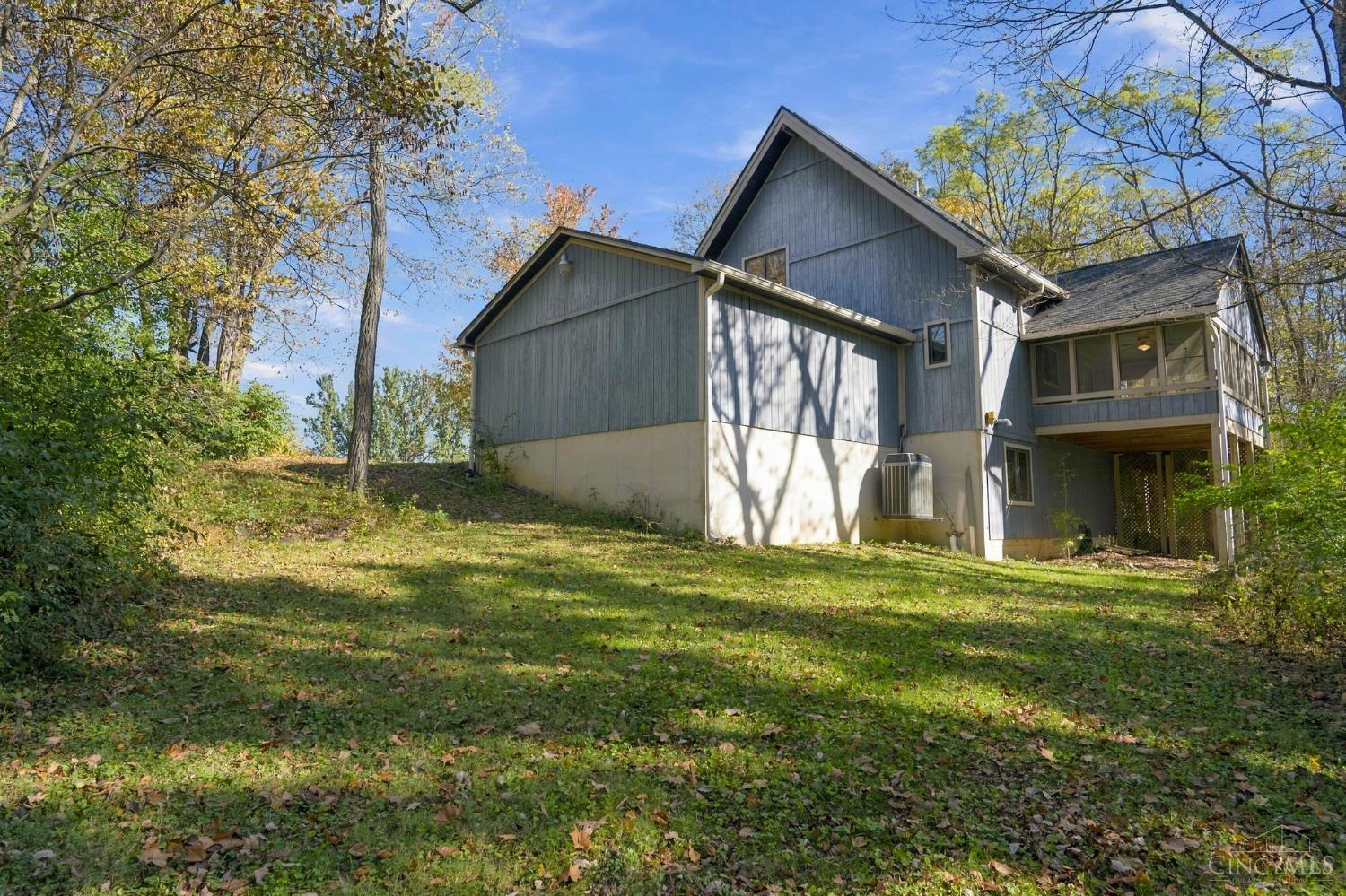 4725 Dewey Drive