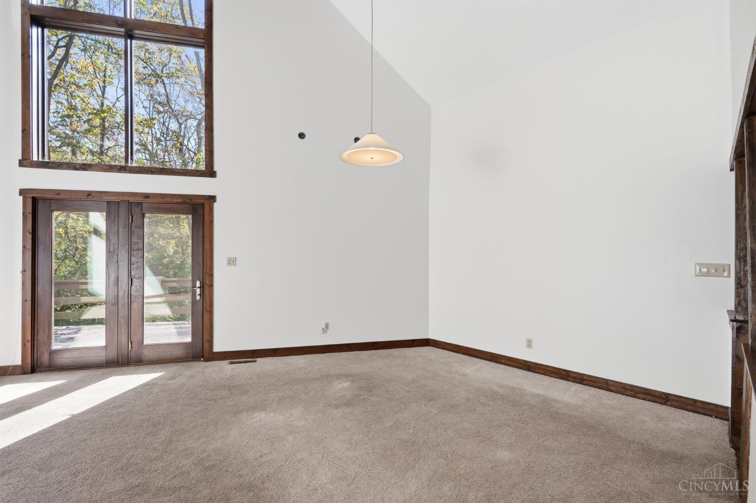 4725 Dewey Drive