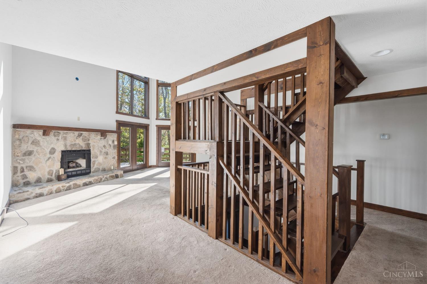 4725 Dewey Drive