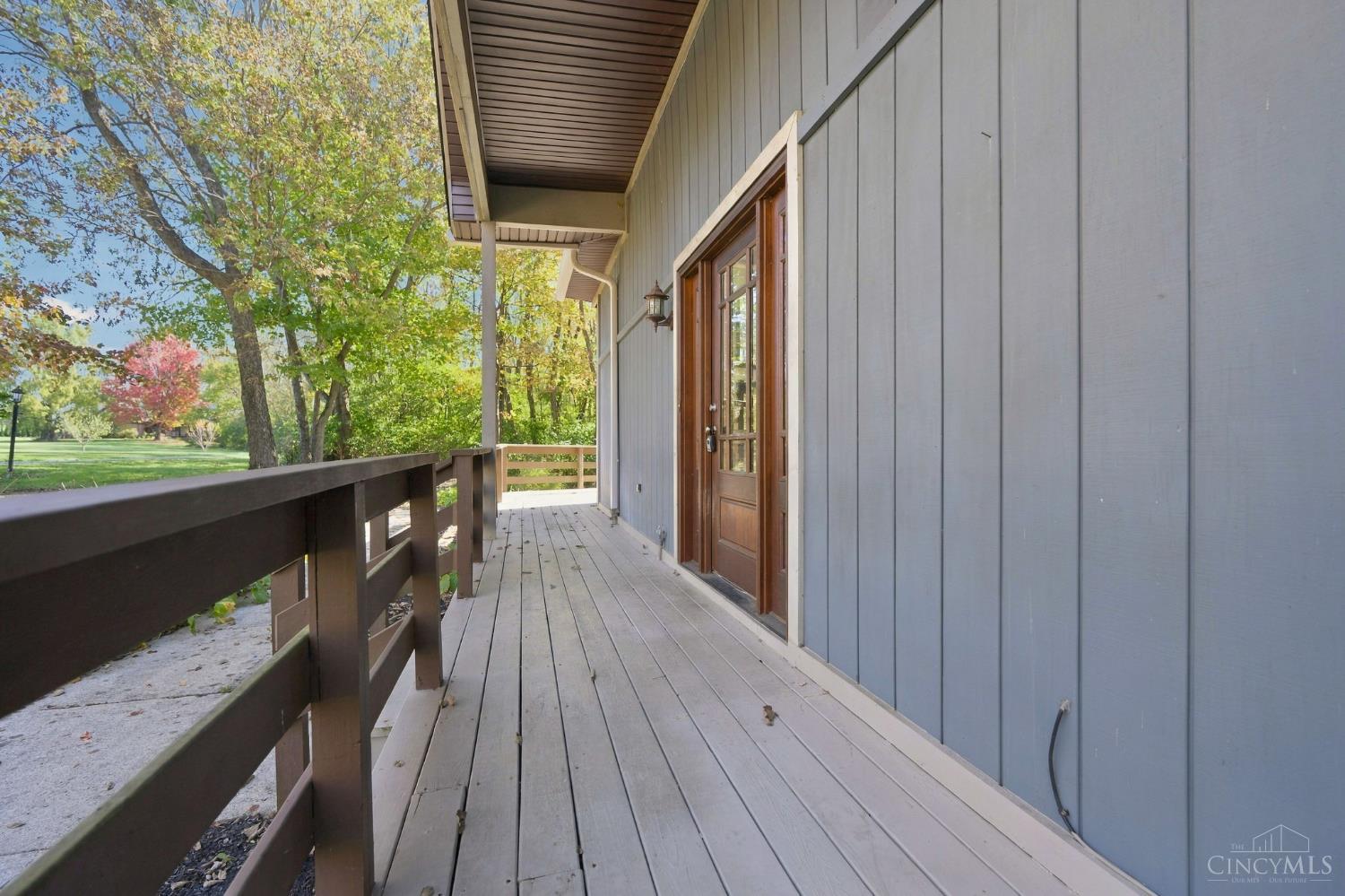 4725 Dewey Drive