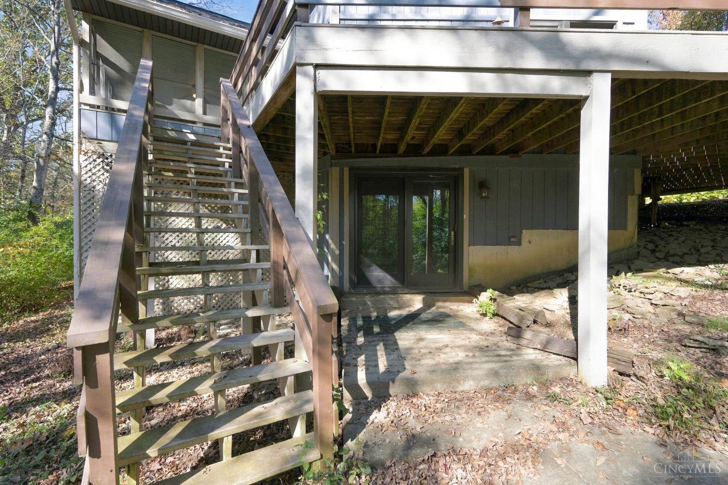 4725 Dewey Drive