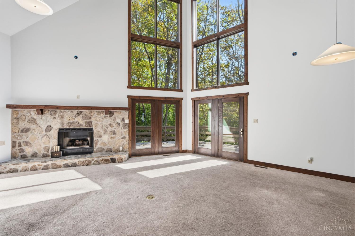 4725 Dewey Drive