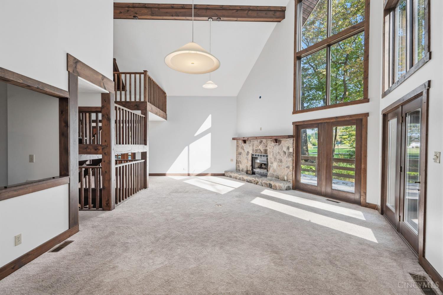 4725 Dewey Drive