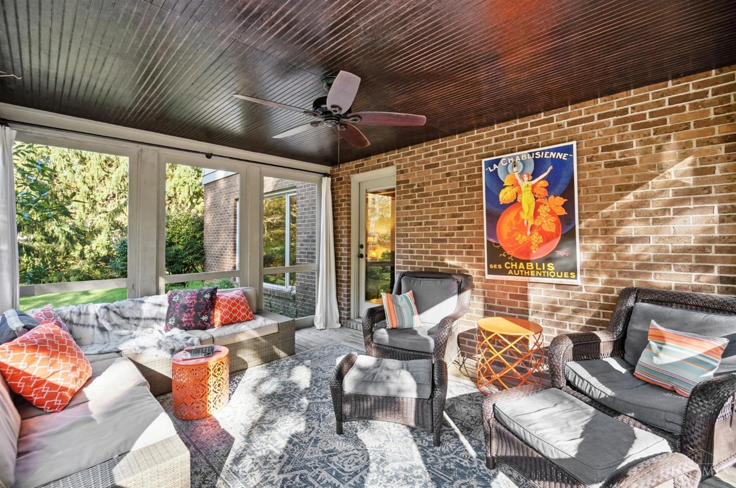 6291 Crittenden Drive