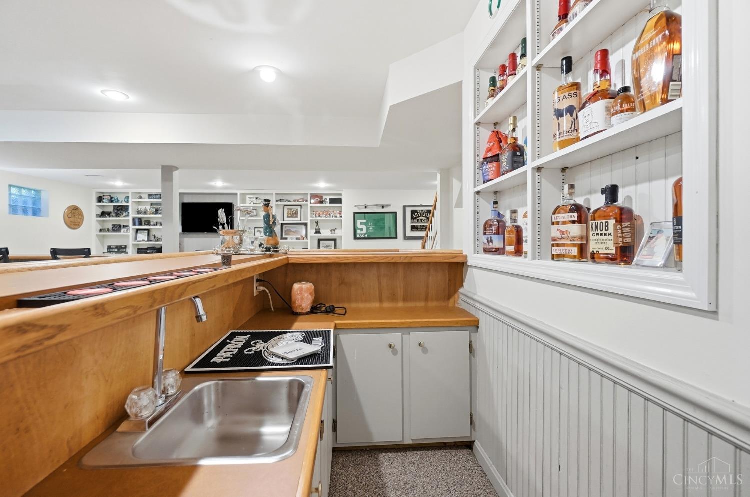 6291 Crittenden Drive
