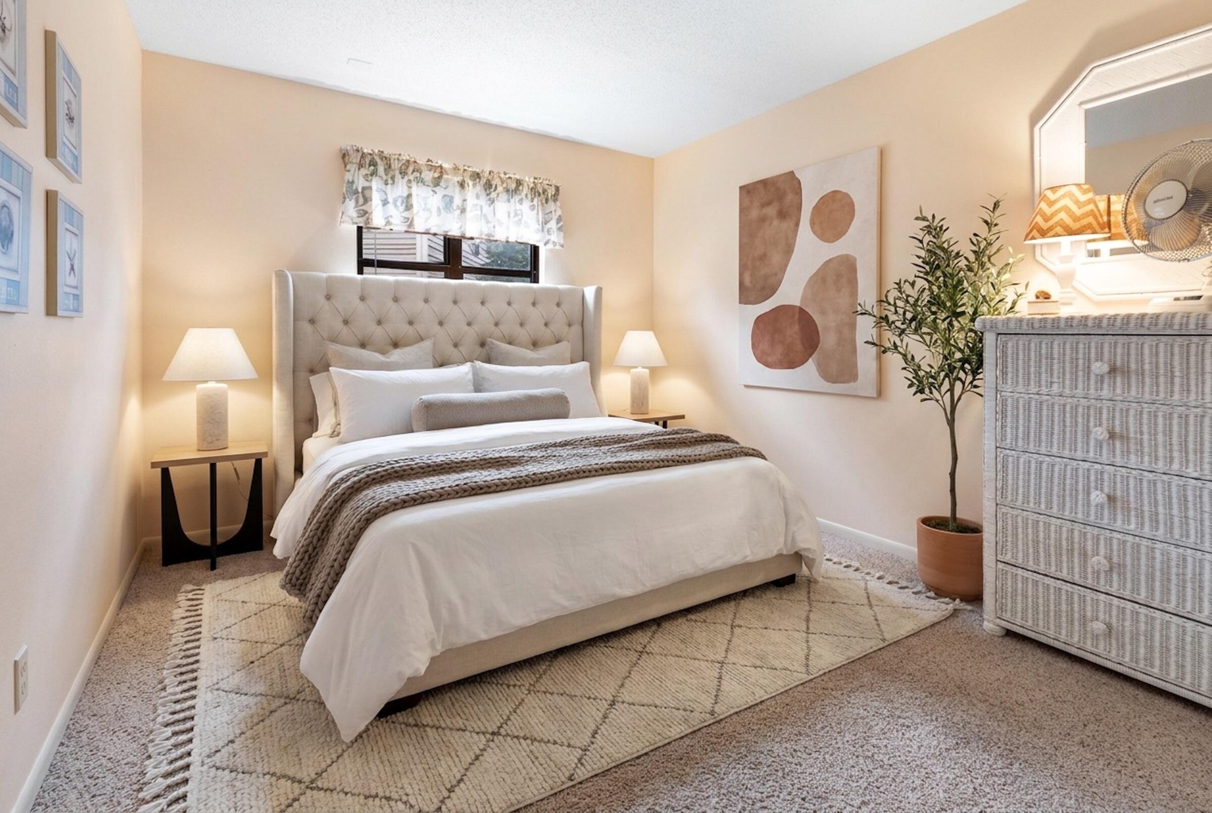 24 Breakwater Bay 7E