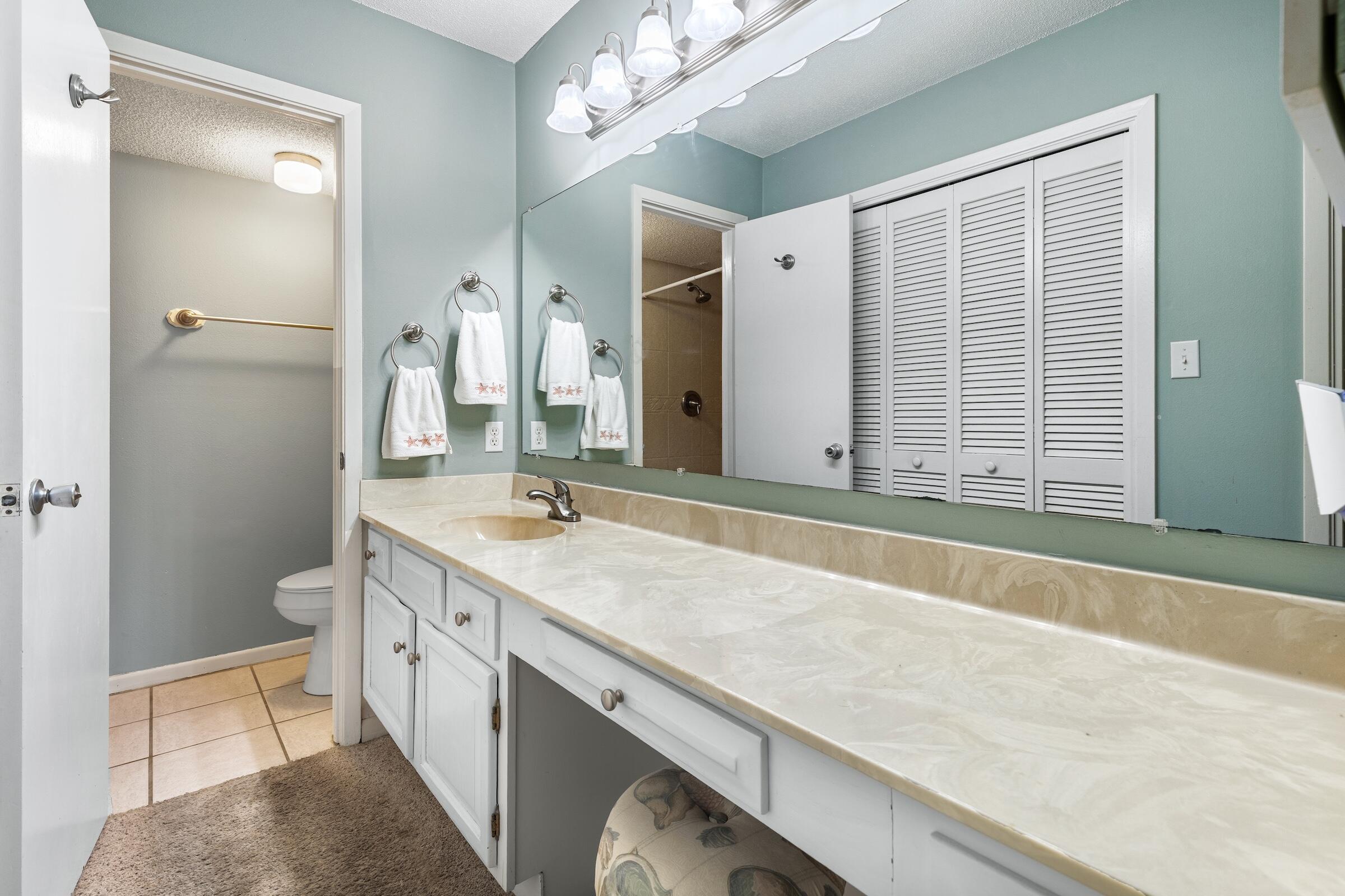 24 Breakwater Bay 7E