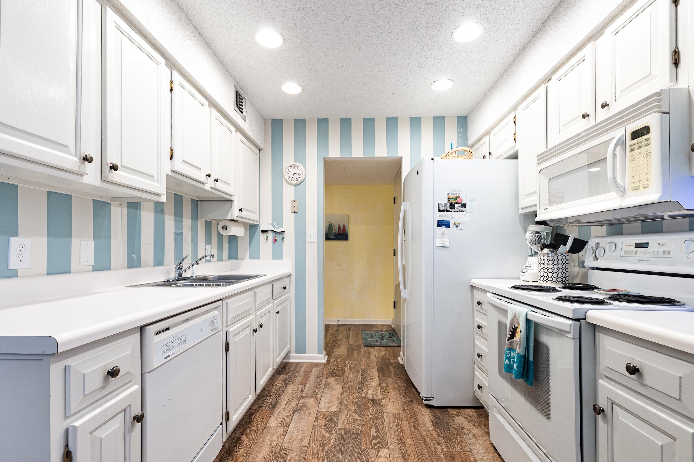 24 Breakwater Bay 7E