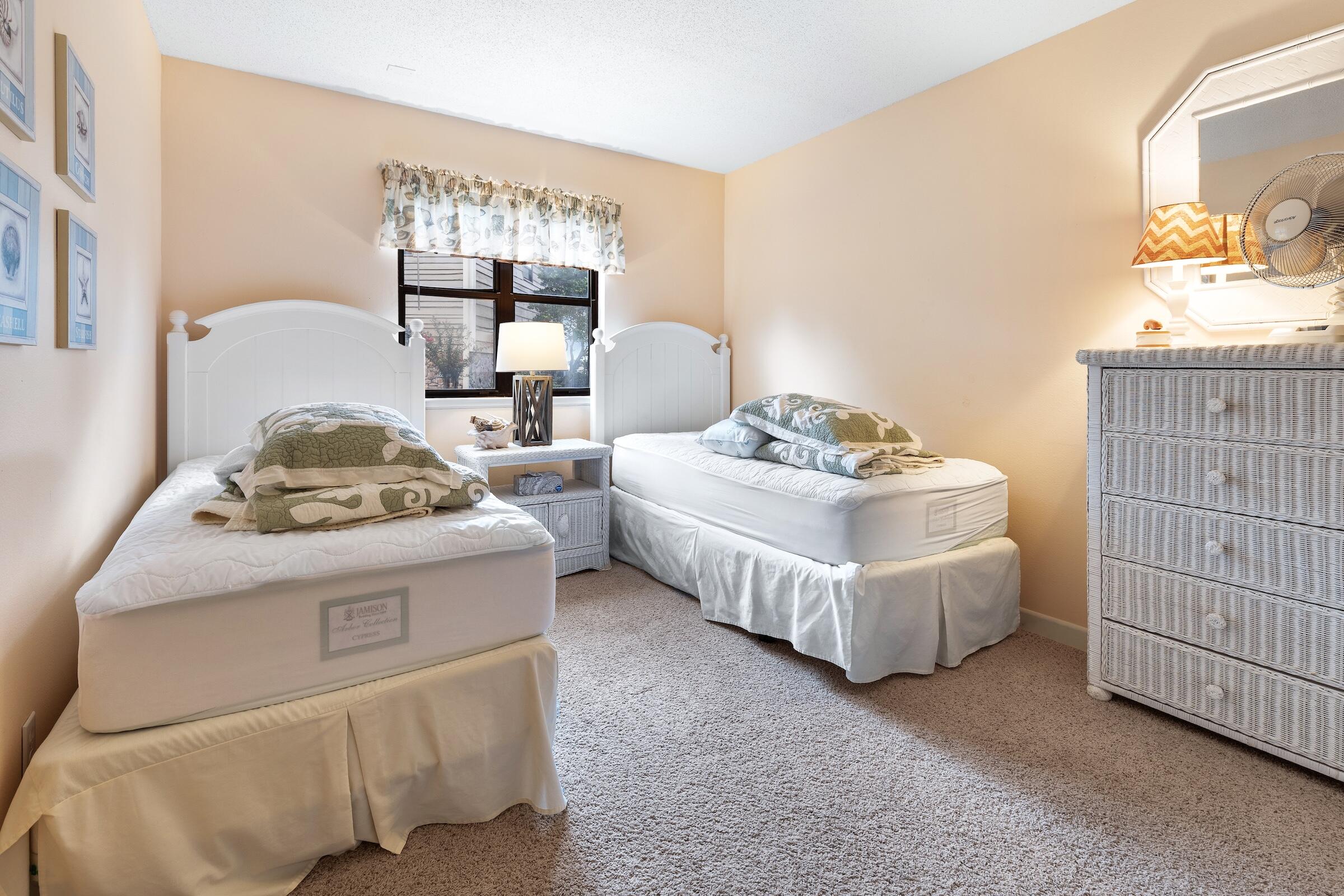 24 Breakwater Bay 7E