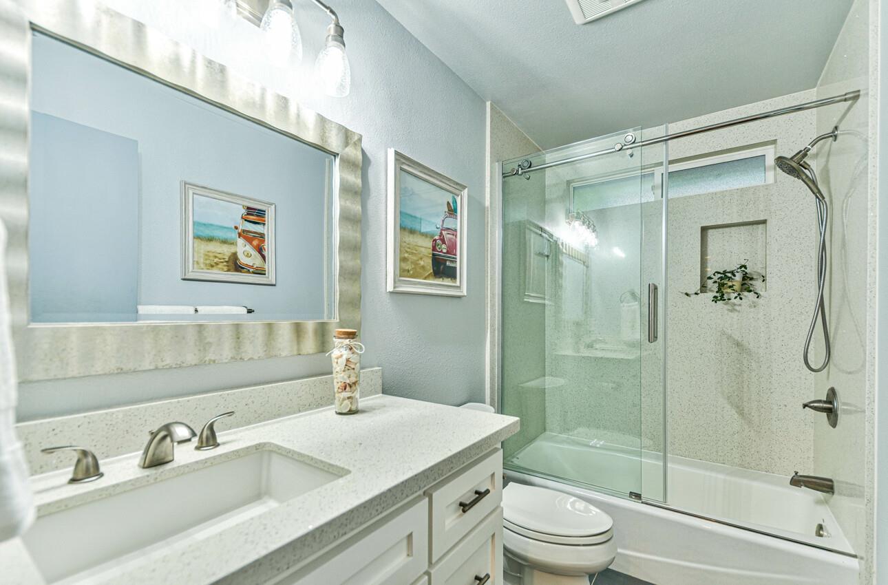 15095 Oak Hills Drive