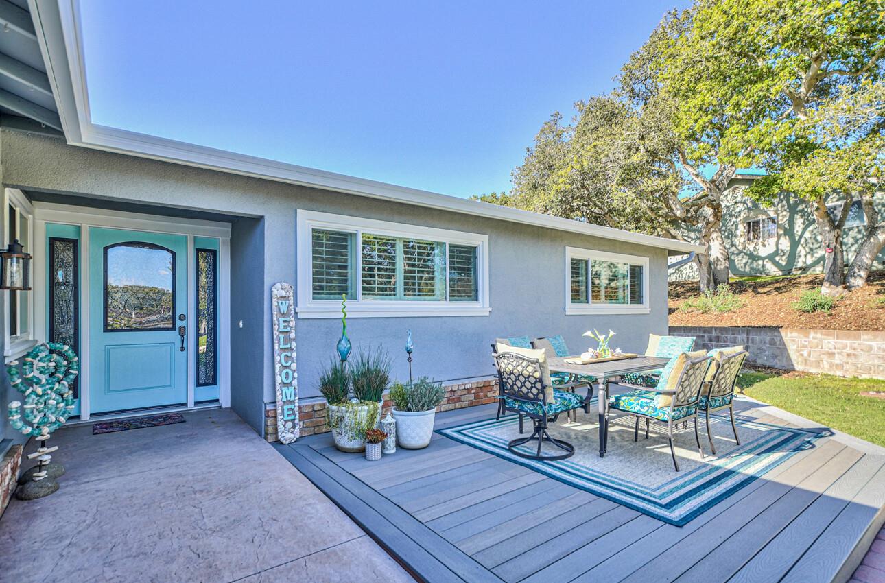 15095 Oak Hills Drive