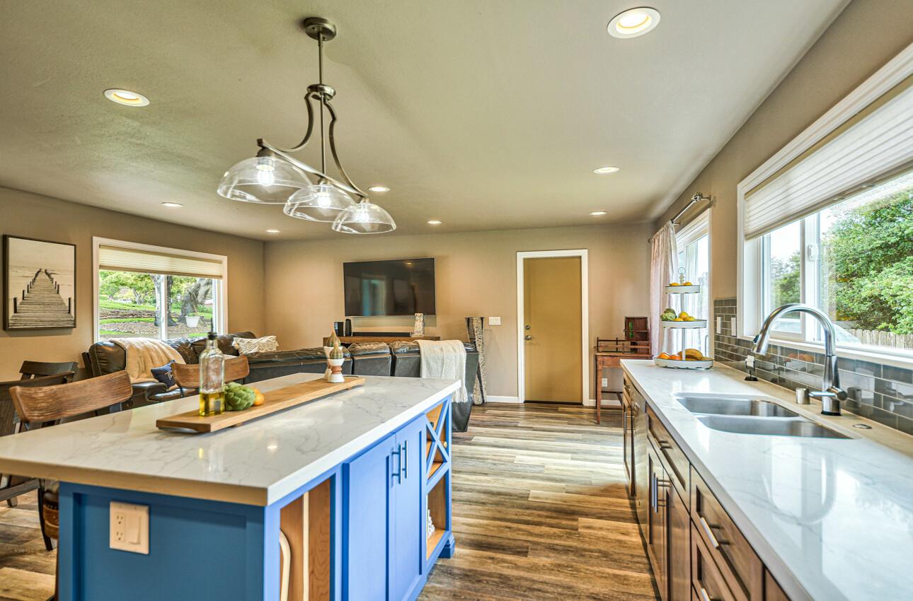 15095 Oak Hills Drive