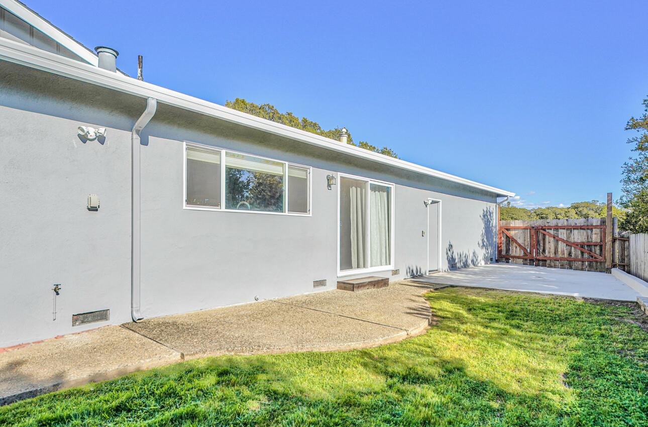 15095 Oak Hills Drive