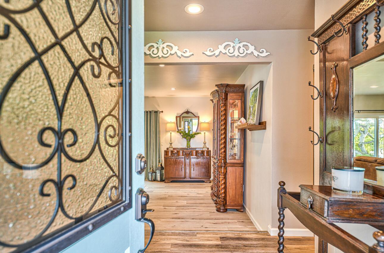 15095 Oak Hills Drive