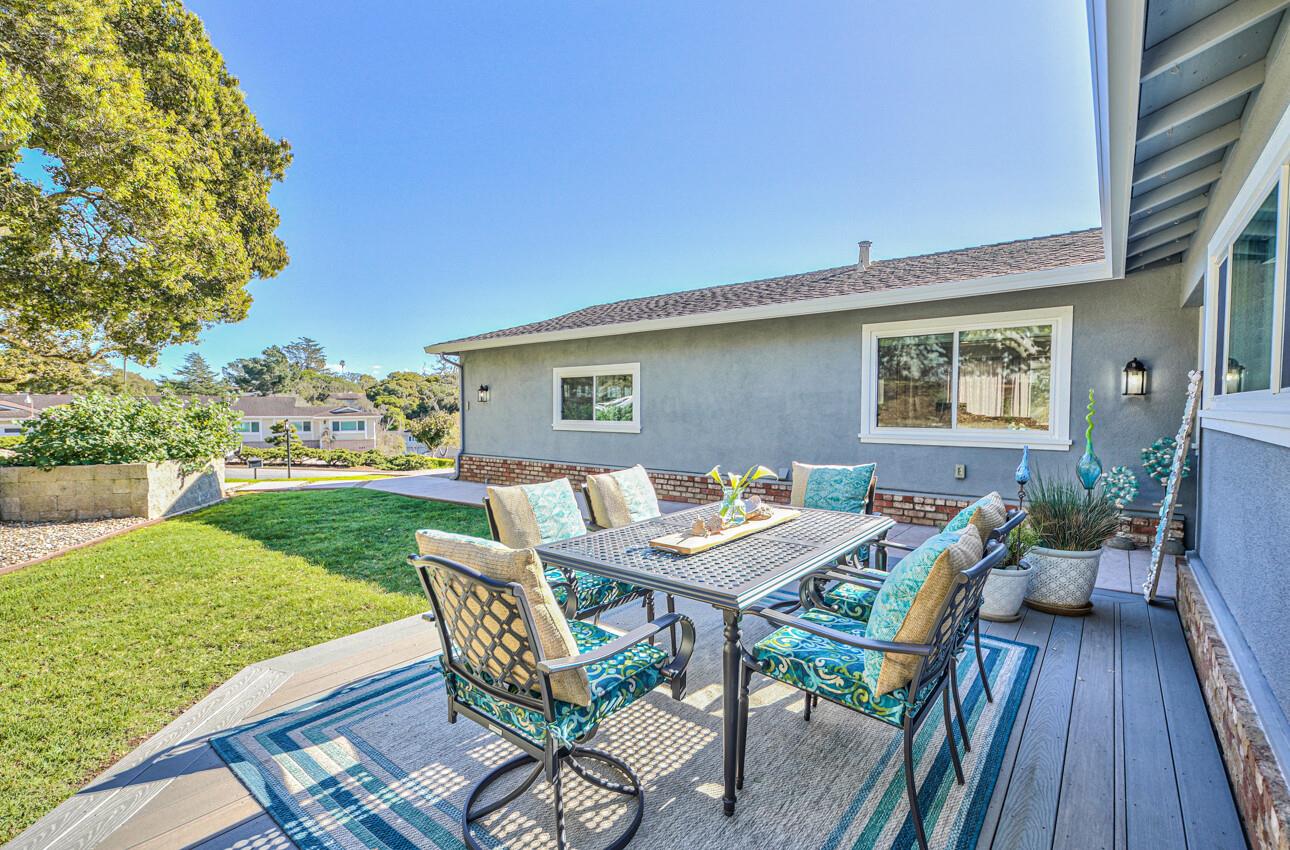 15095 Oak Hills Drive