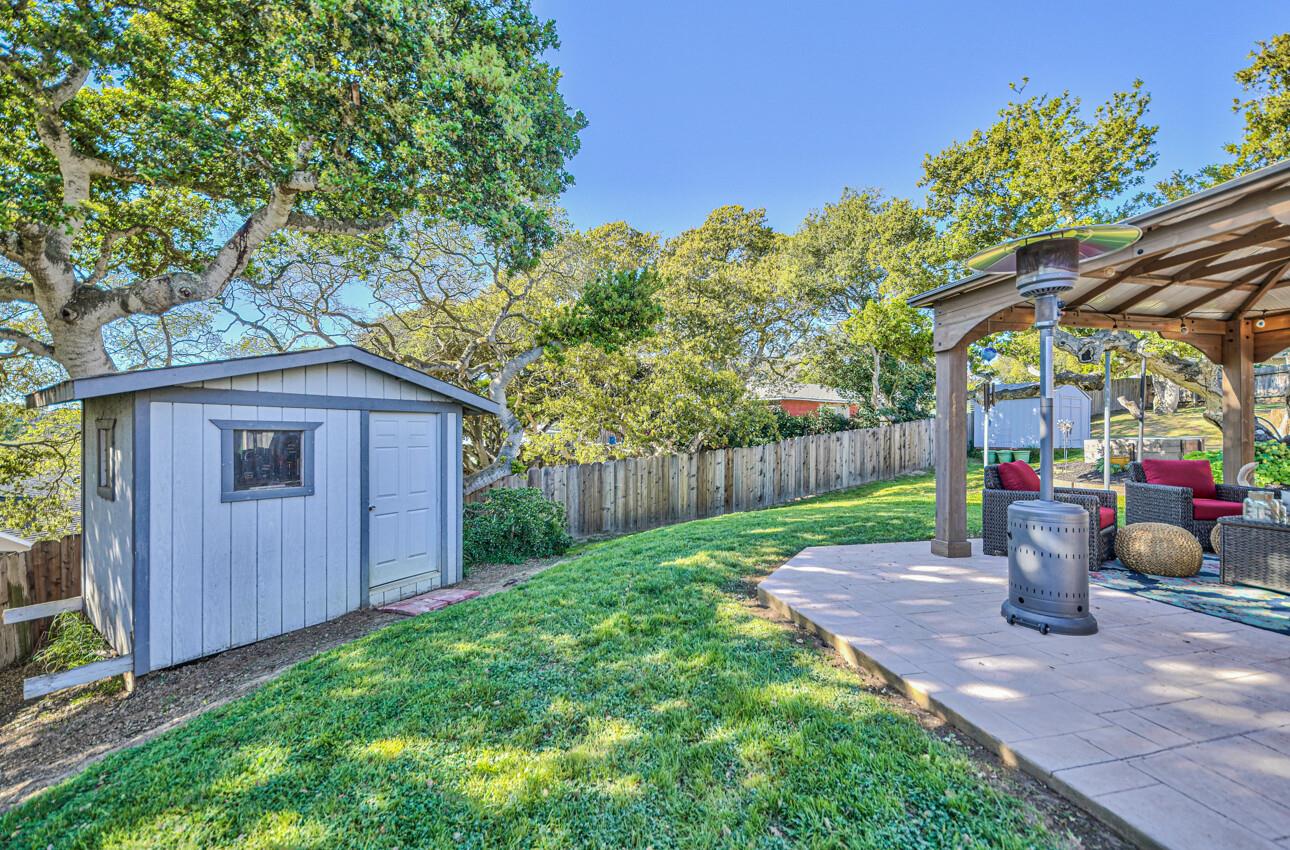 15095 Oak Hills Drive