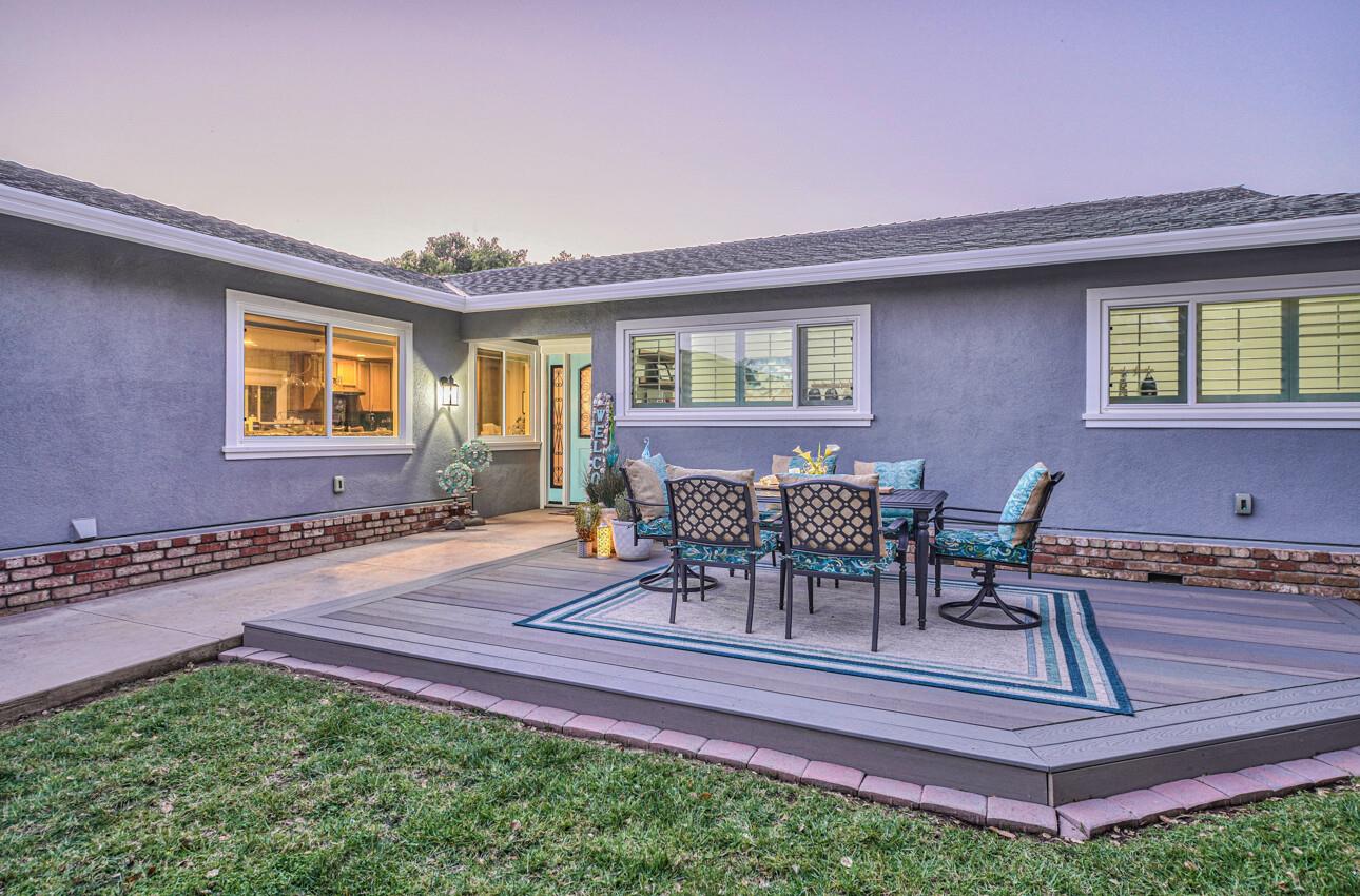 15095 Oak Hills Drive