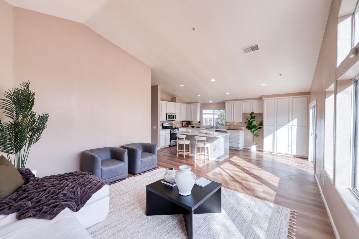 831 Mescal Court