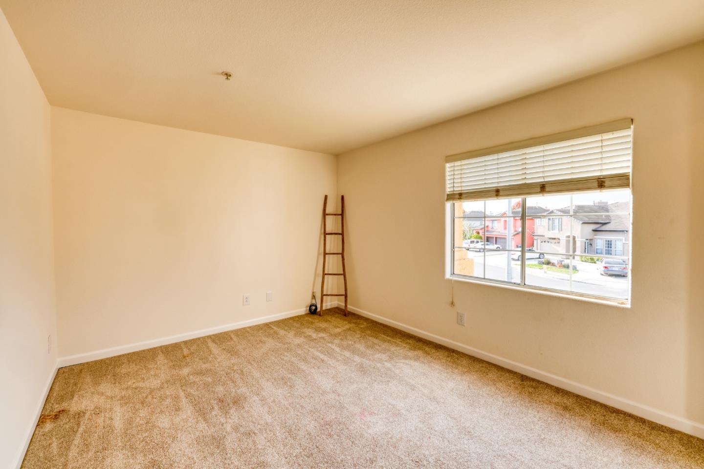 831 Mescal Court