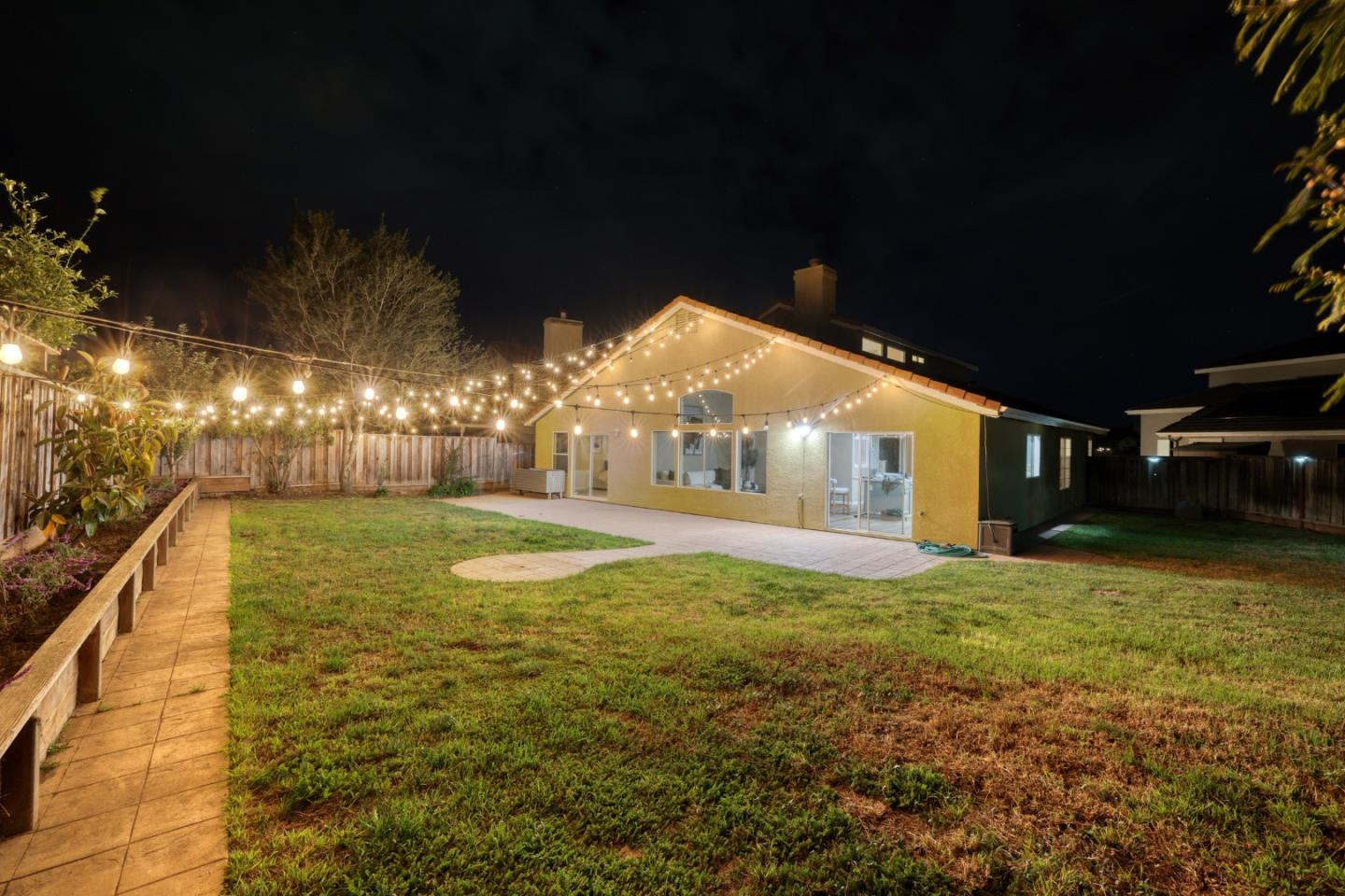 831 Mescal Court