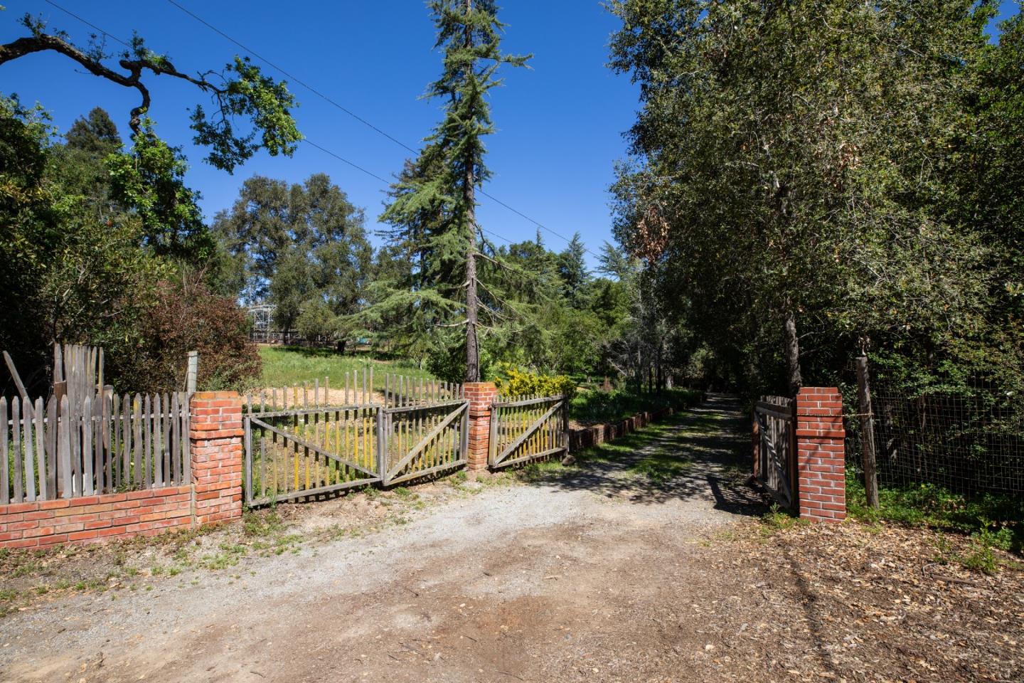 391 Mountain Home Road