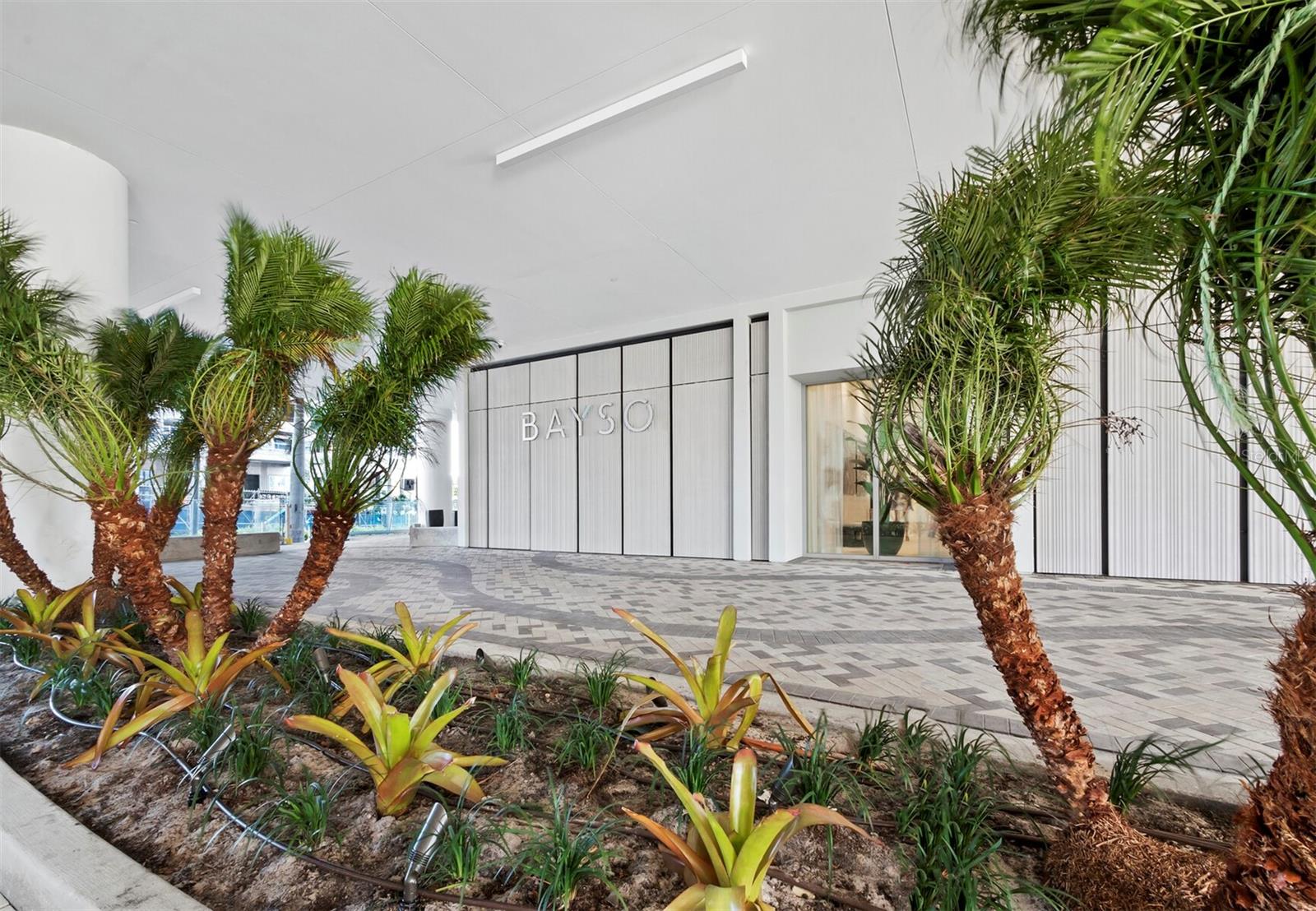 301 QUAY COMMONS #1901