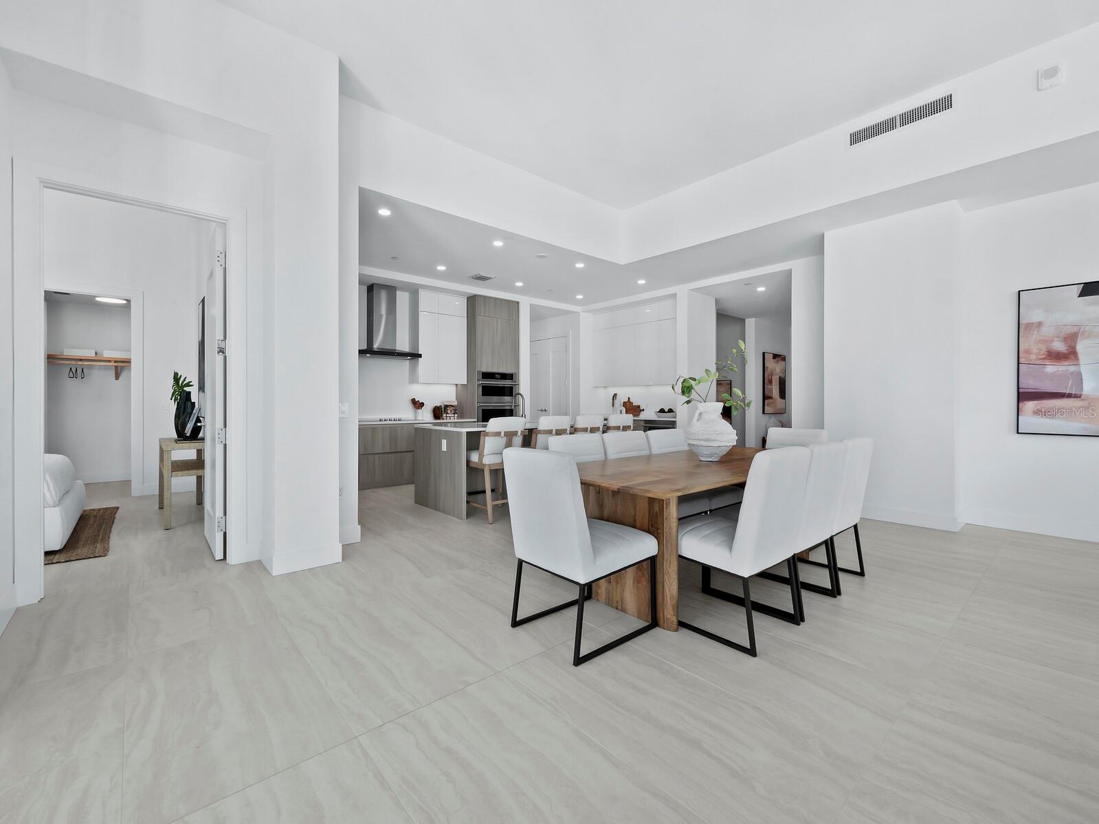 301 QUAY COMMONS #1901