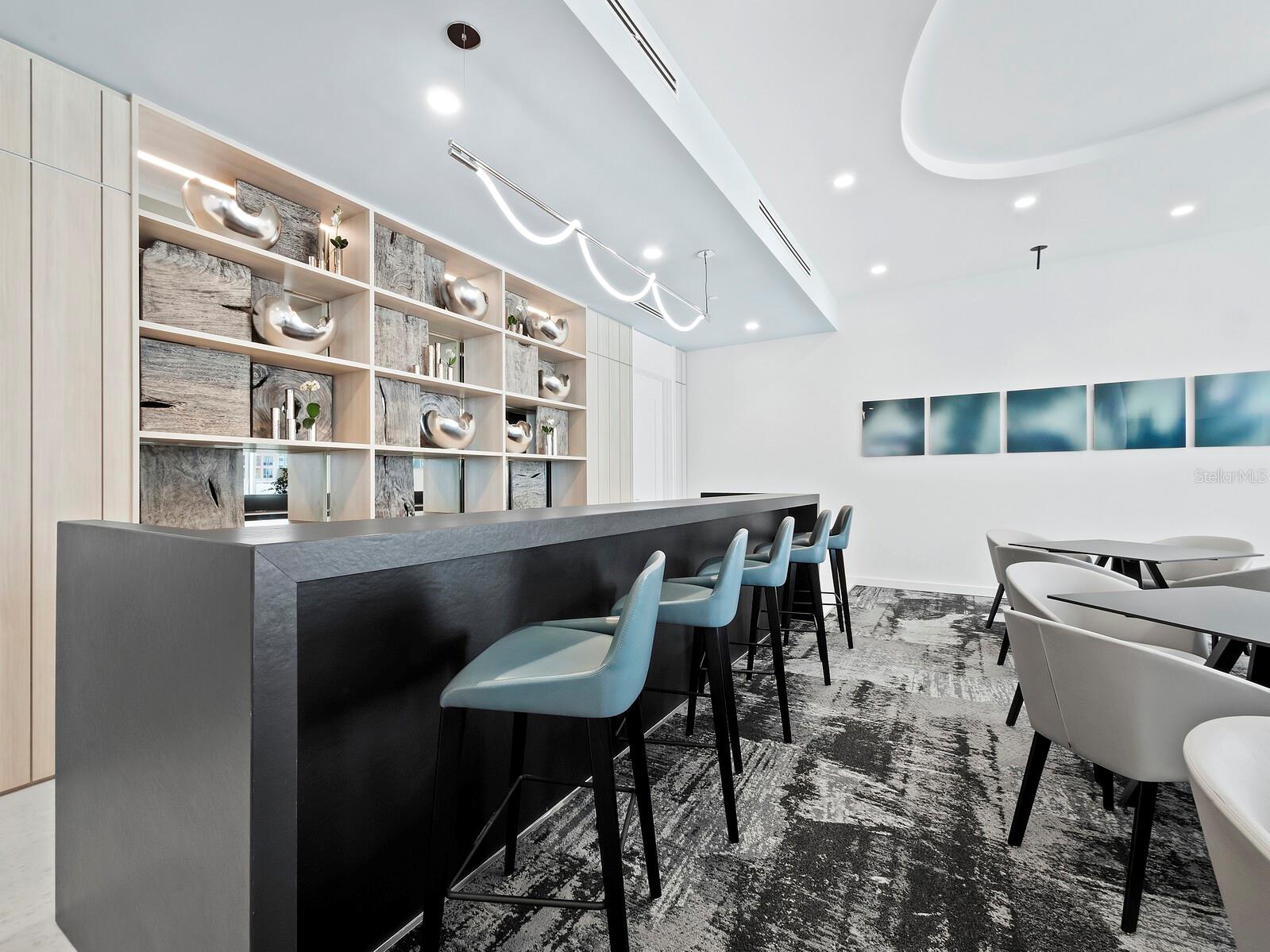 301 QUAY COMMONS #1901