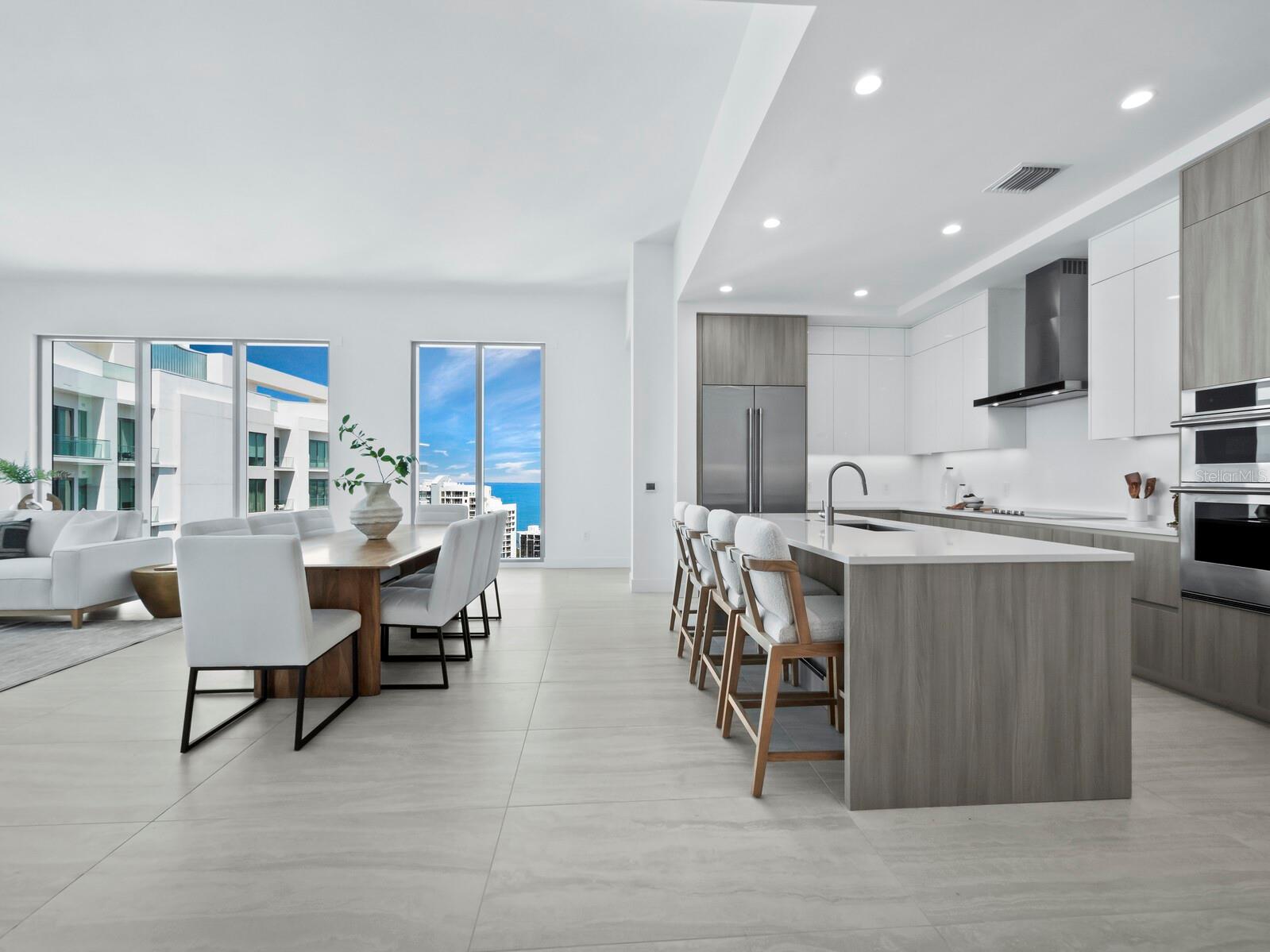 301 QUAY COMMONS #1901