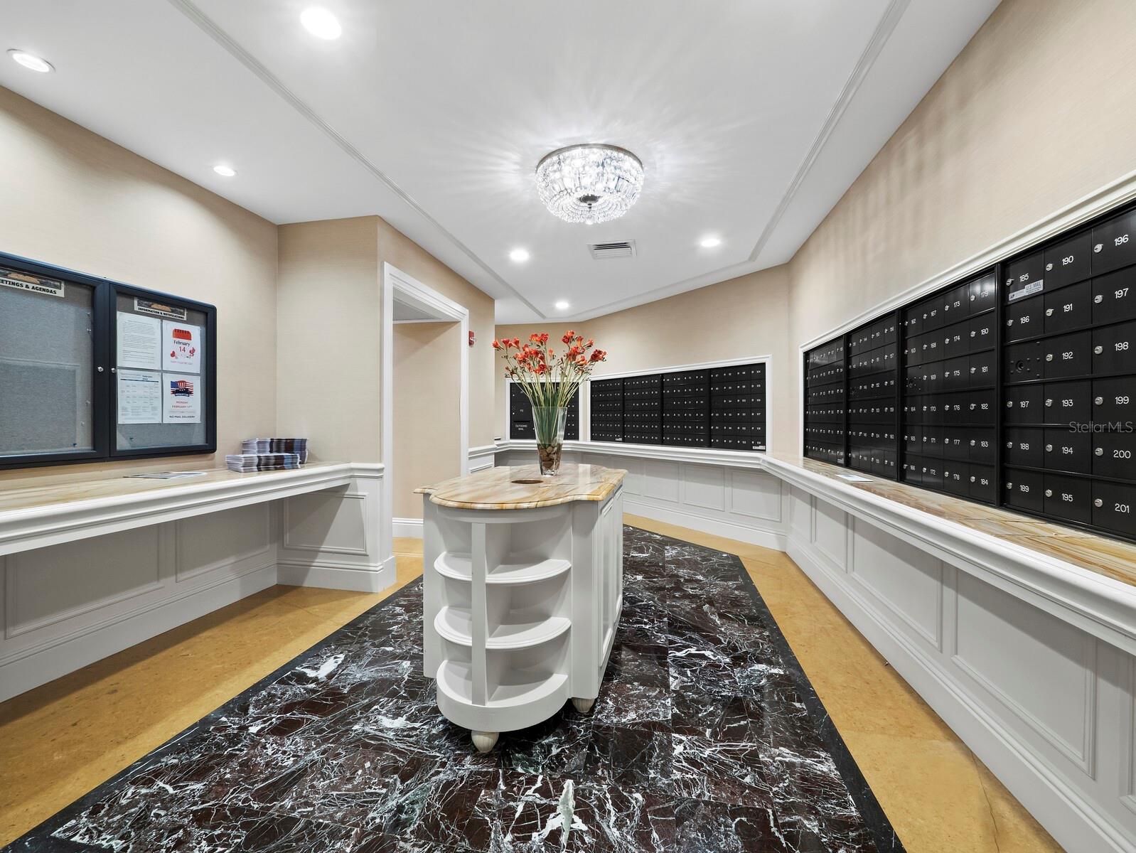 800 N TAMIAMI TRL #517