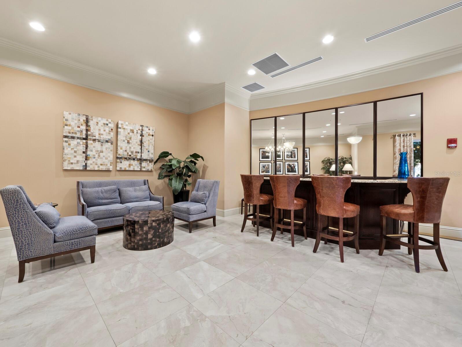 800 N TAMIAMI TRL #517