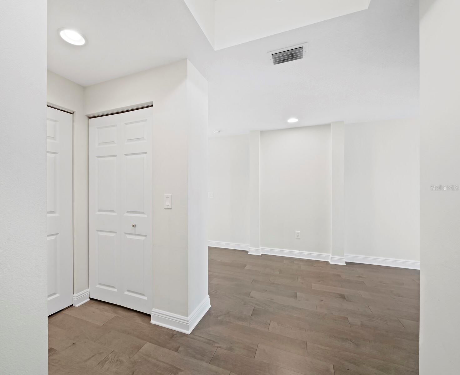 800 N TAMIAMI TRL #517