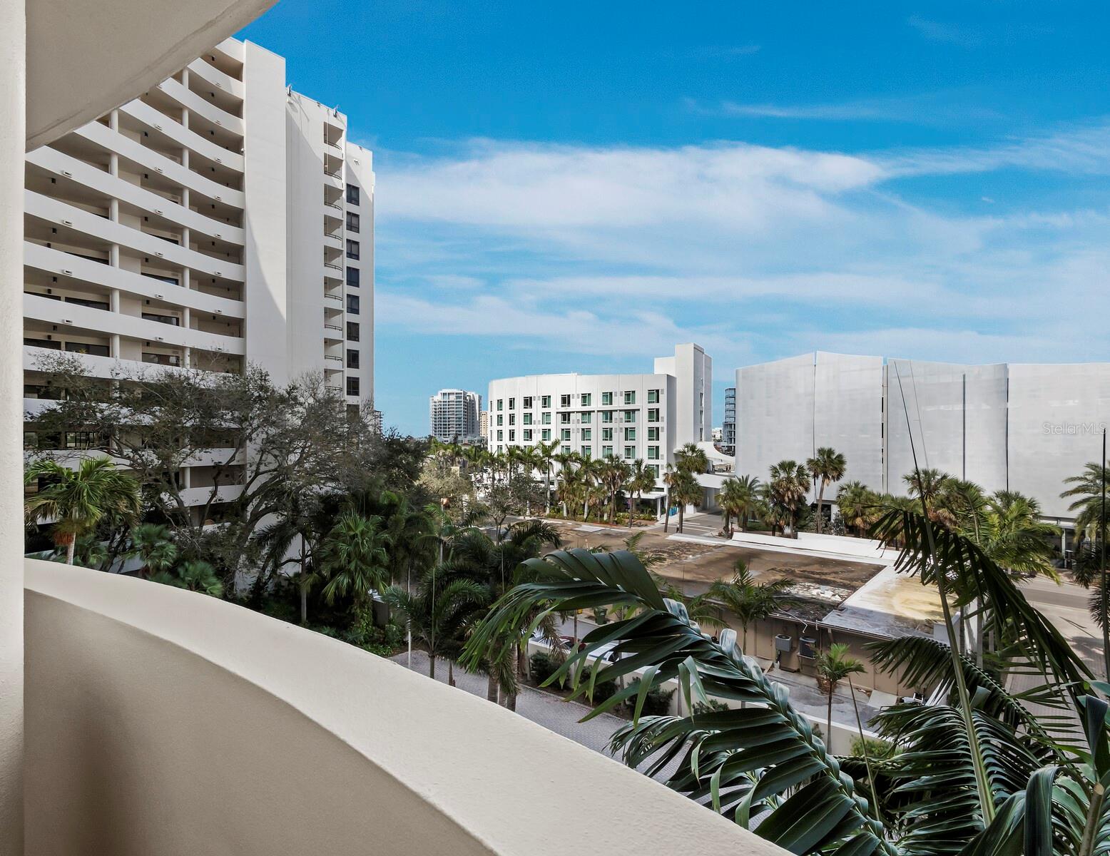 1255 N GULFSTREAM AVE #407