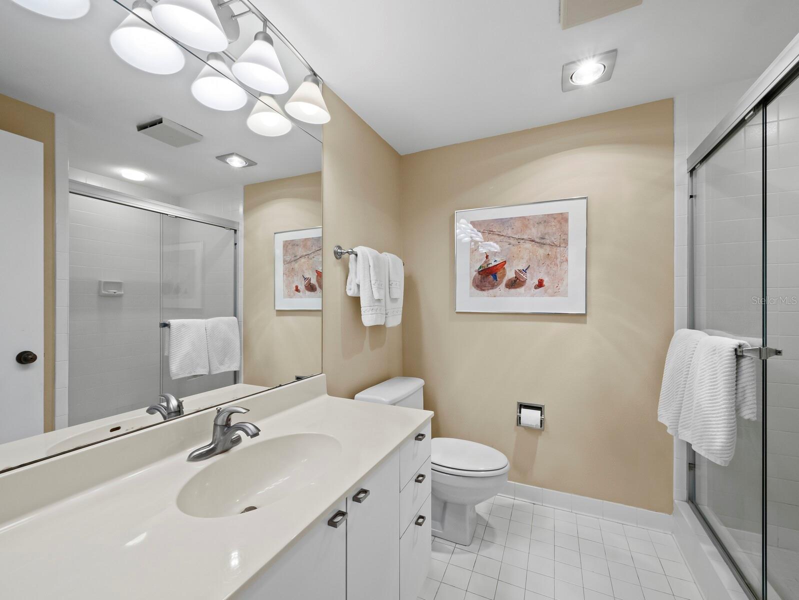 1255 N GULFSTREAM AVE #407