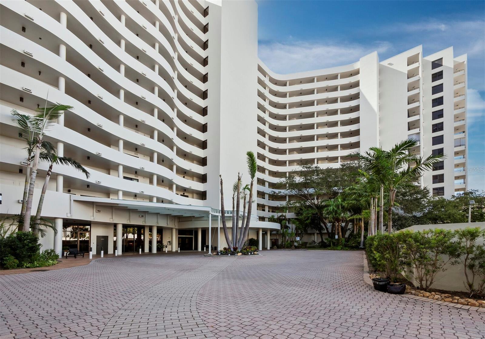 1255 N GULFSTREAM AVE #407