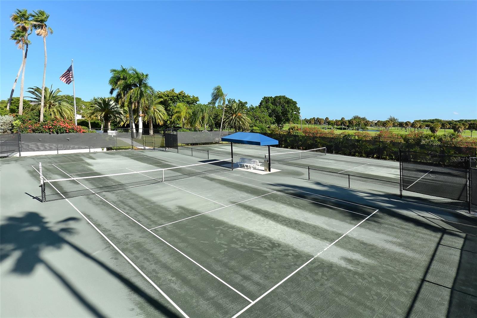 455 LONGBOAT CLUB RD #407