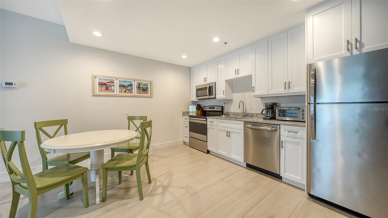 455 LONGBOAT CLUB RD #407