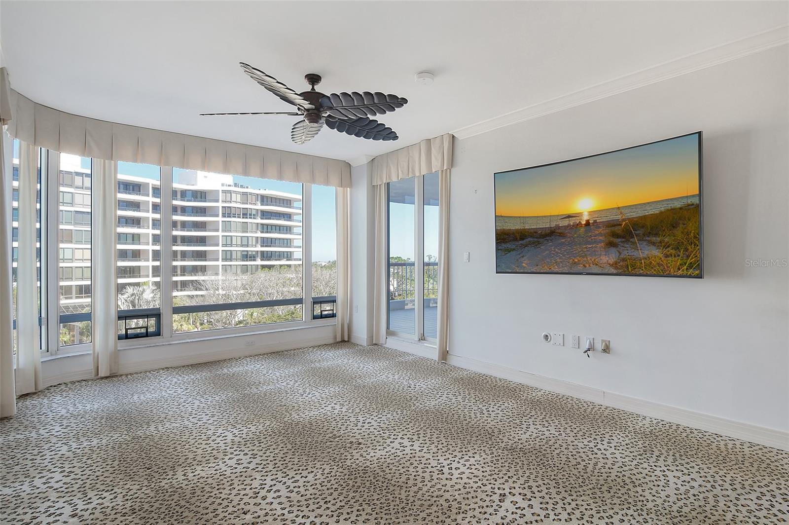 455 LONGBOAT CLUB RD #407