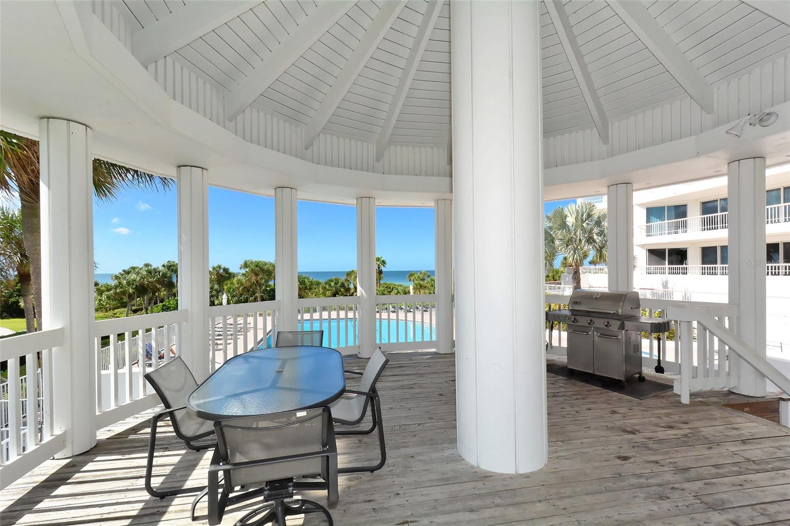 455 LONGBOAT CLUB RD #407