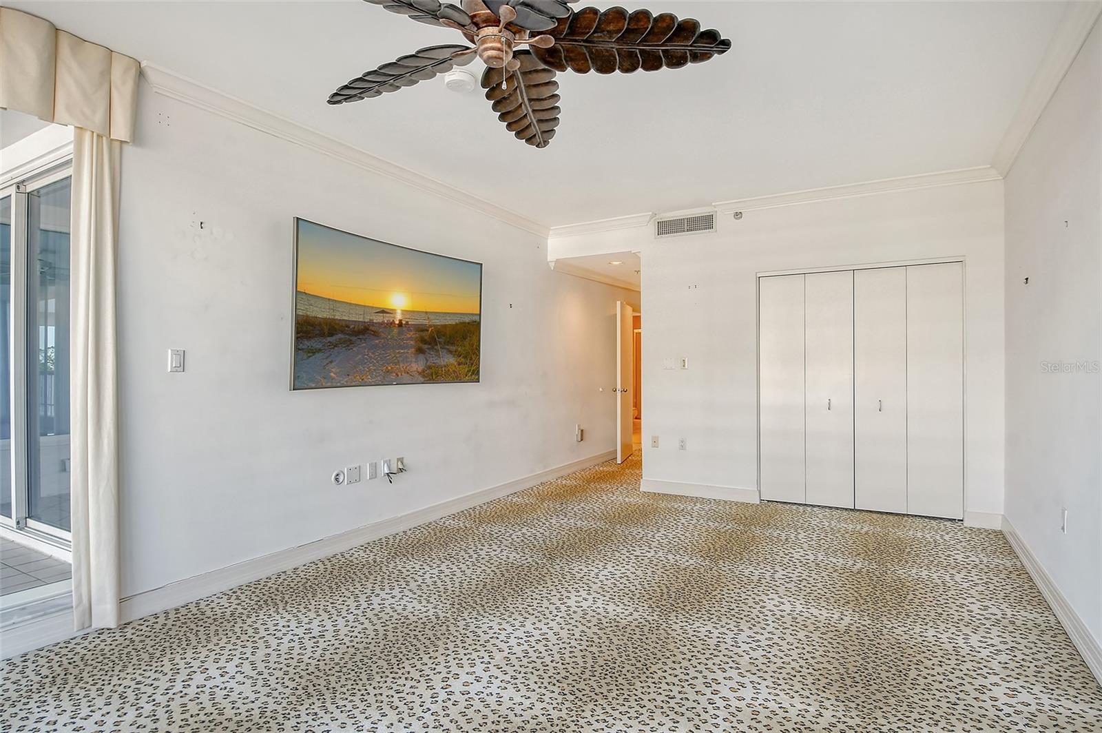 455 LONGBOAT CLUB RD #407