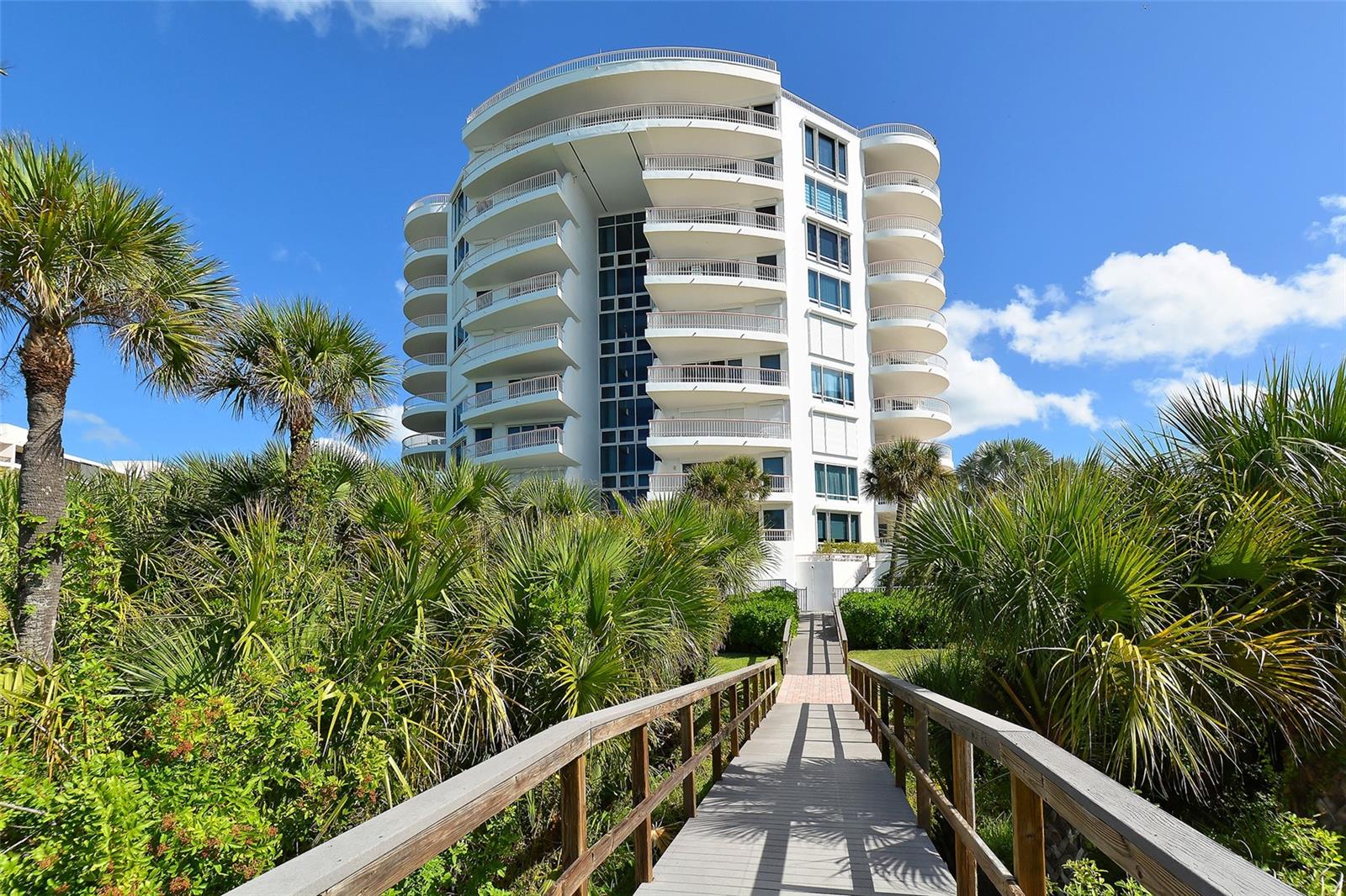 455 LONGBOAT CLUB RD #407