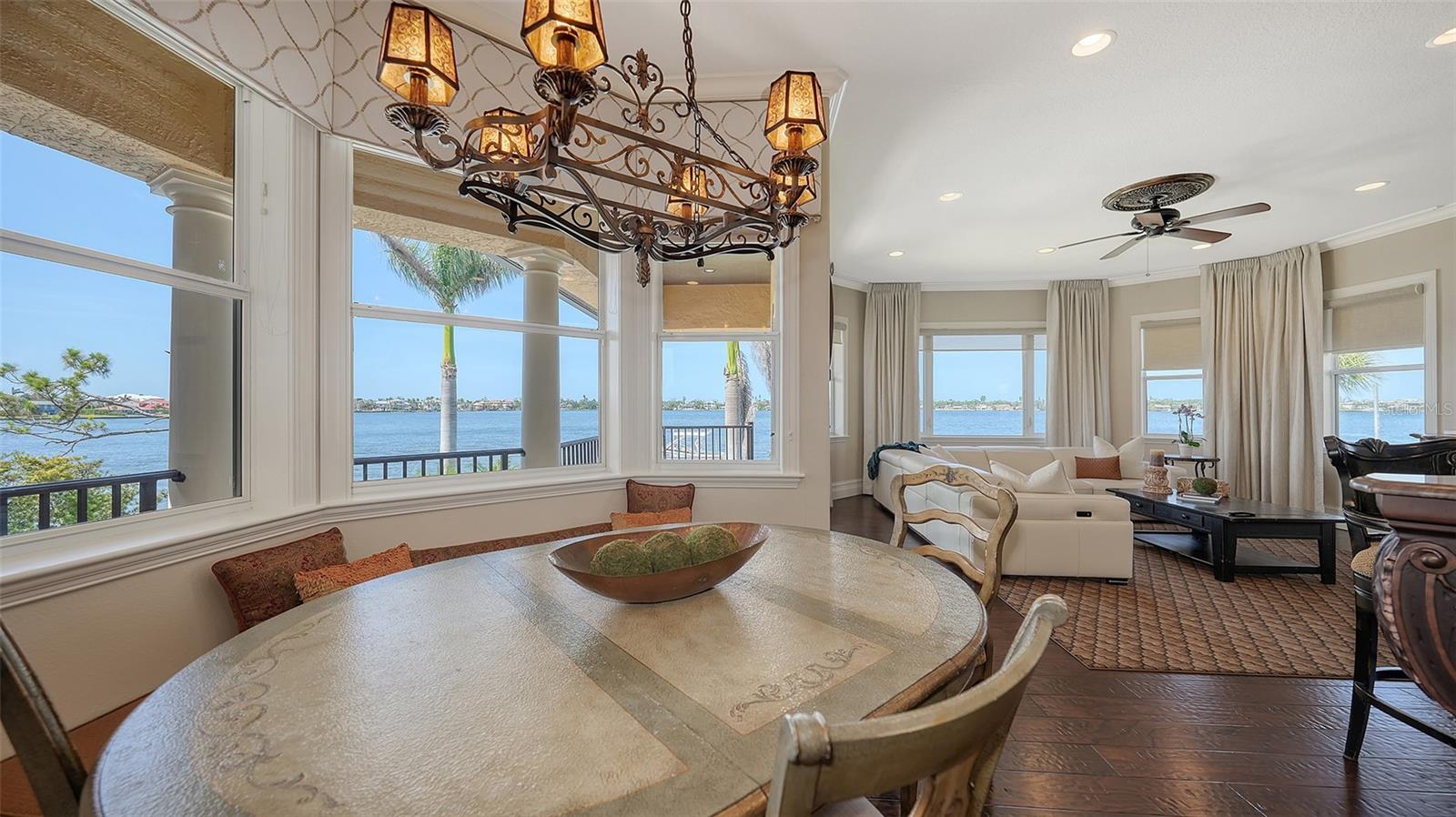 7342 CAPTAIN KIDD AVE