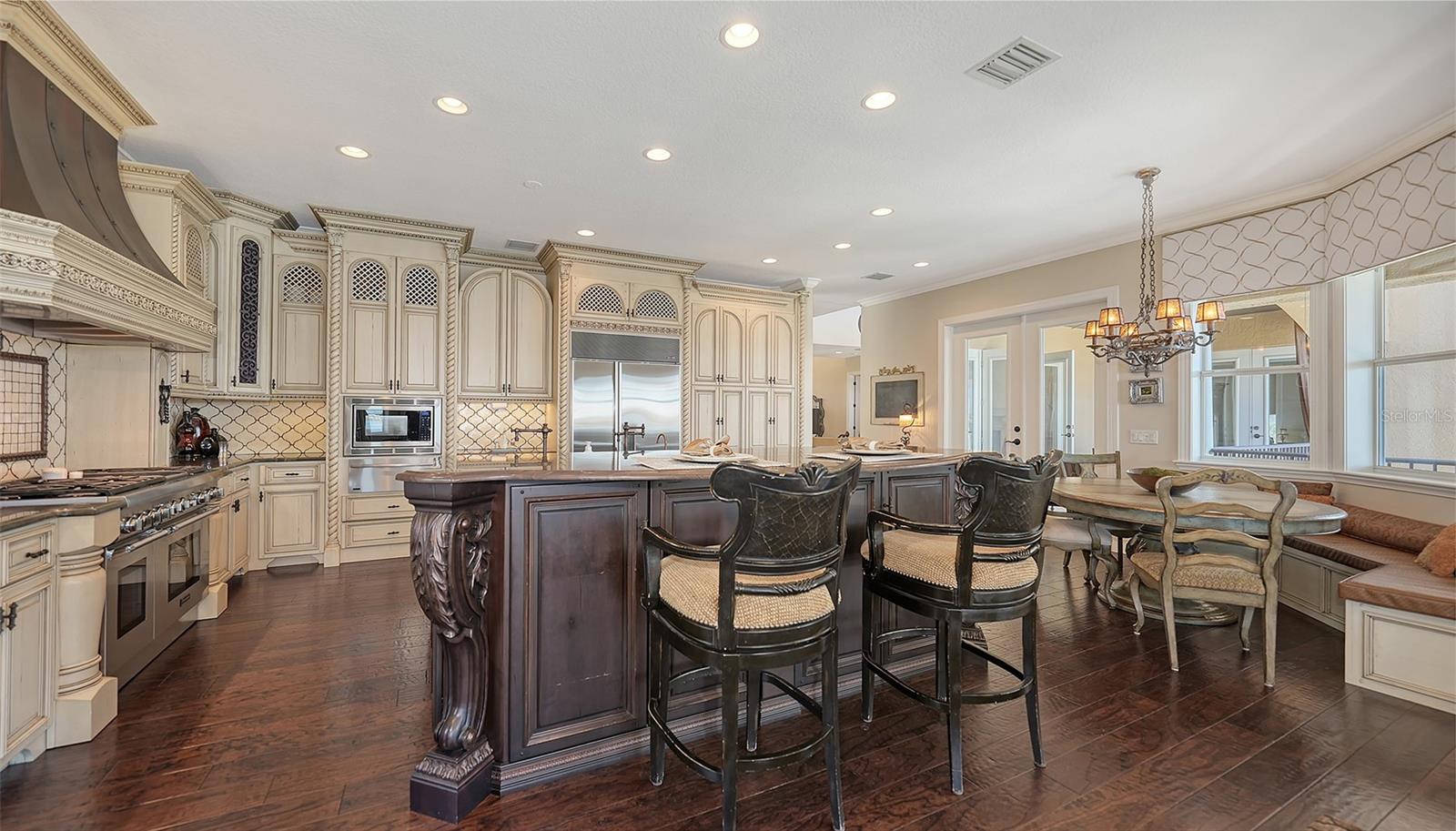 7342 CAPTAIN KIDD AVE