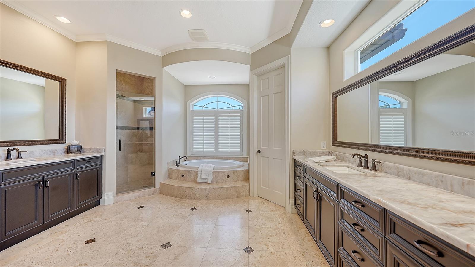 7342 CAPTAIN KIDD AVE