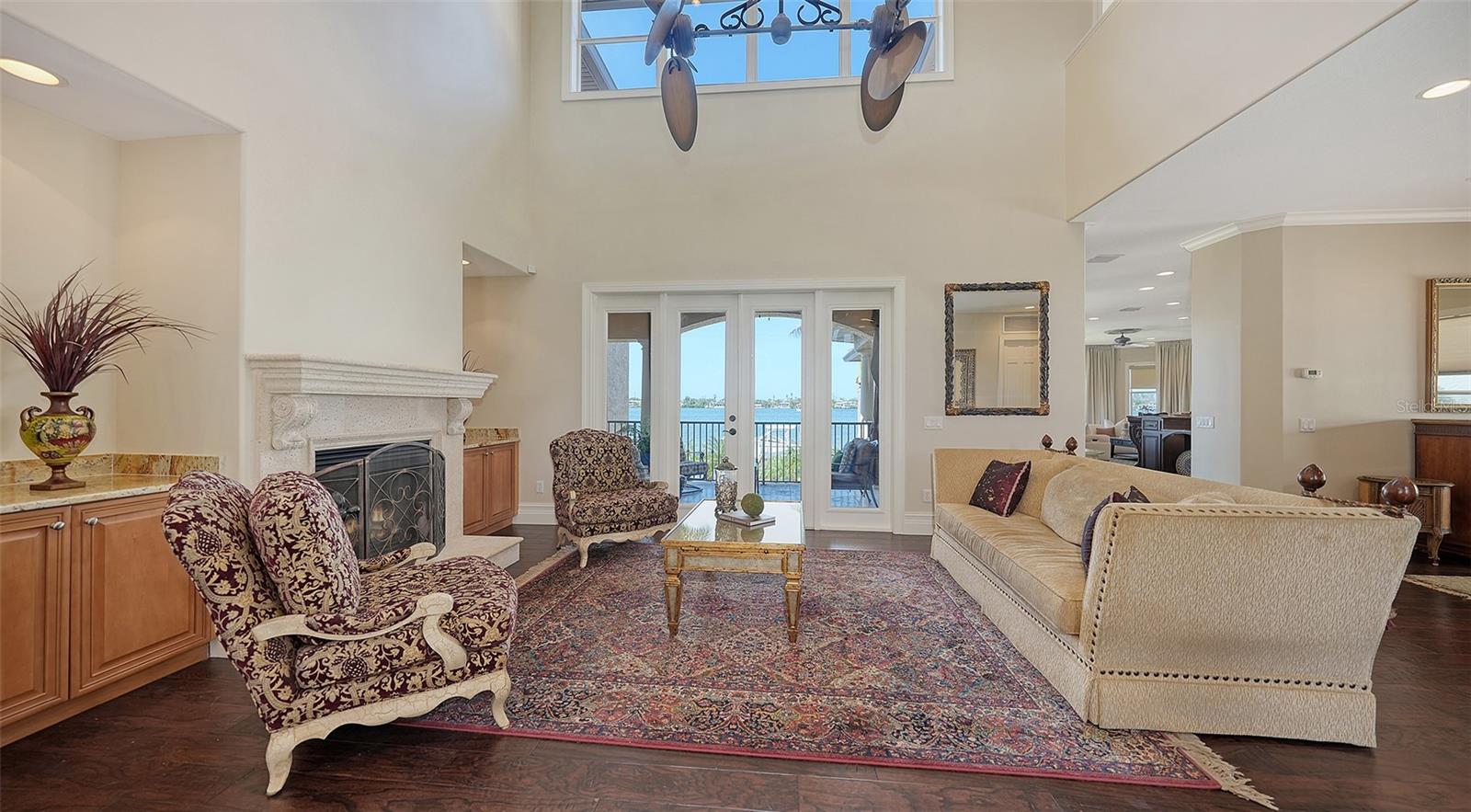 7342 CAPTAIN KIDD AVE